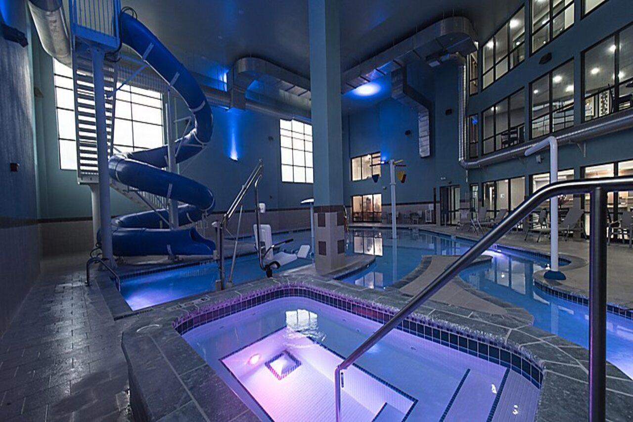 Holiday Inn Express Hotel & Suites Erie An Ihg Hotel Норт Ийст Екстериор снимка