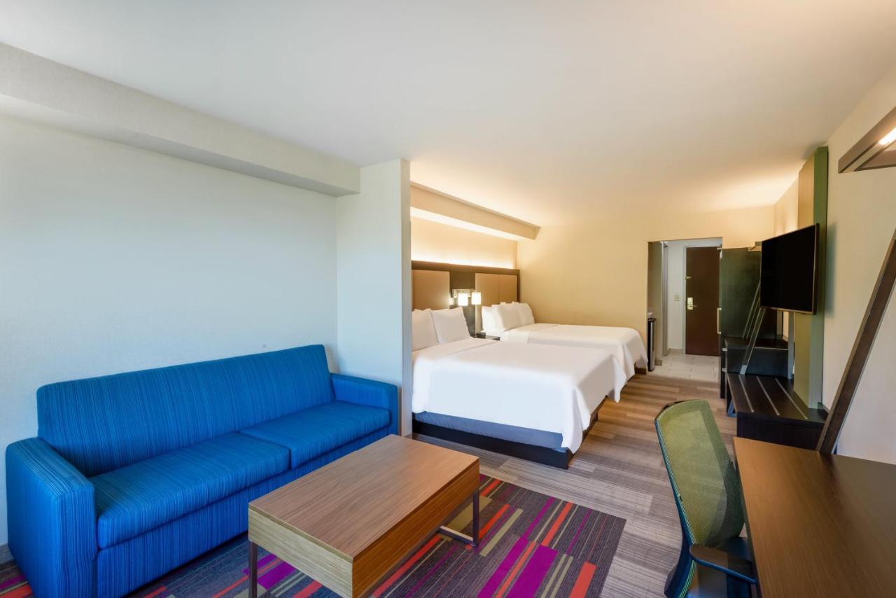 Holiday Inn Express Hotel & Suites Erie An Ihg Hotel Норт Ийст Екстериор снимка