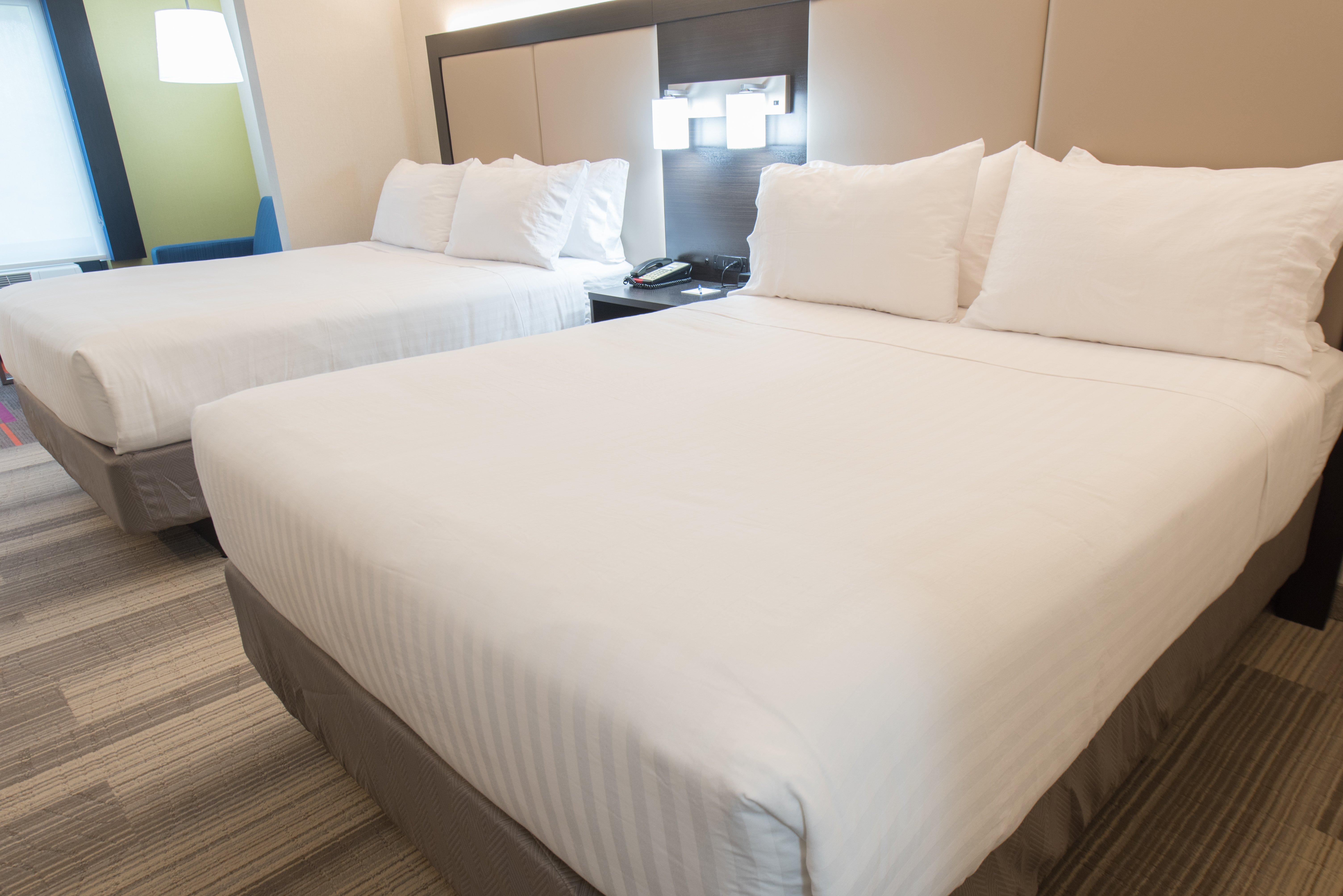 Holiday Inn Express Hotel & Suites Erie An Ihg Hotel Норт Ийст Екстериор снимка